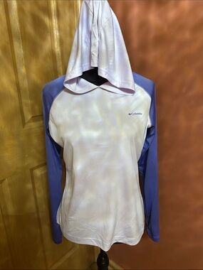 Columbia Lavender Hooded Sun Shirt